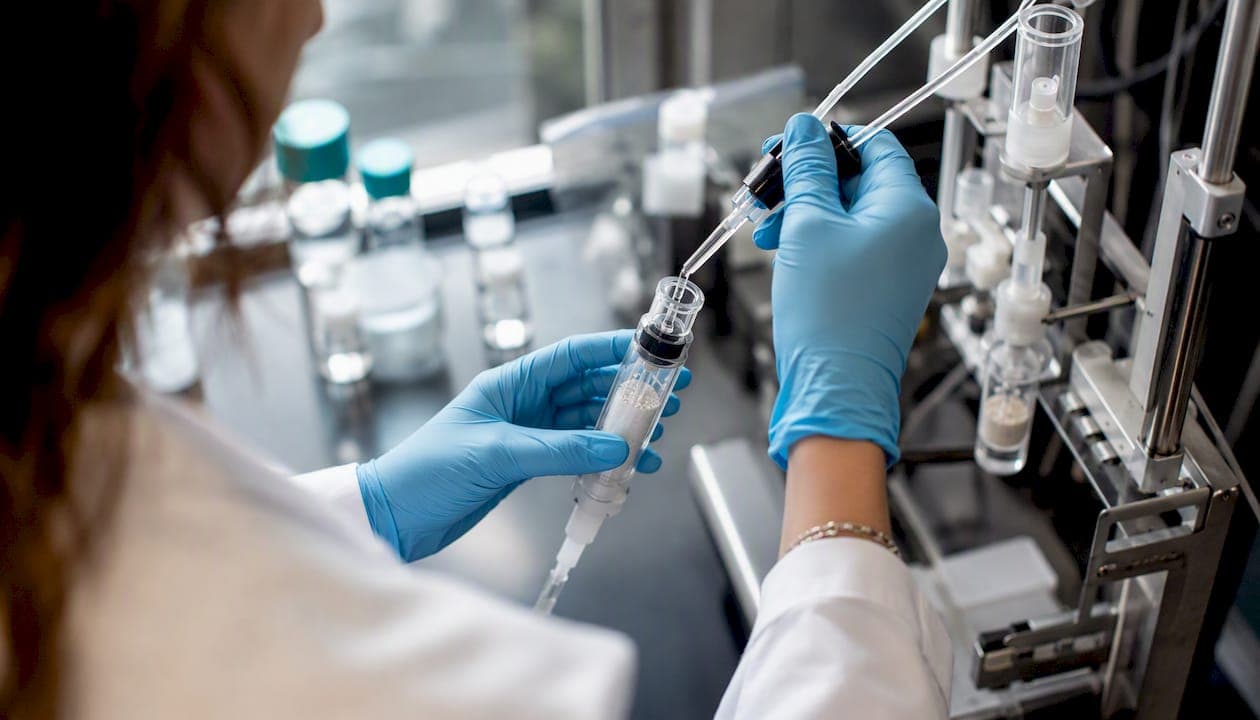 Solid Phase Peptide Synthesis: A Researcher's Protocol Guide